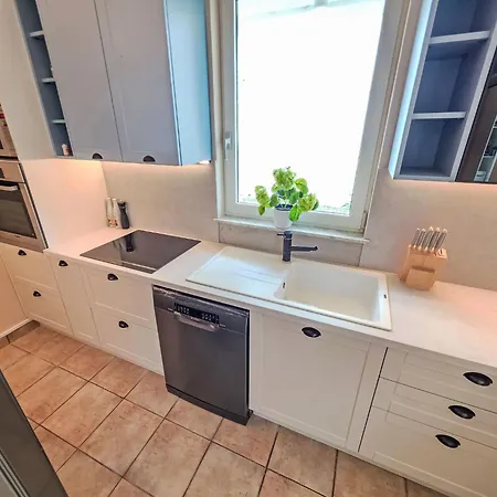 Mit Jacuzzi In By Interhome *